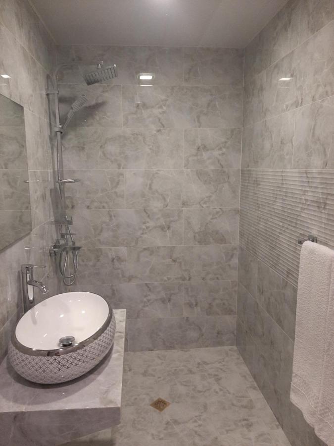Sanli Hotel Mestia Eksteriør billede